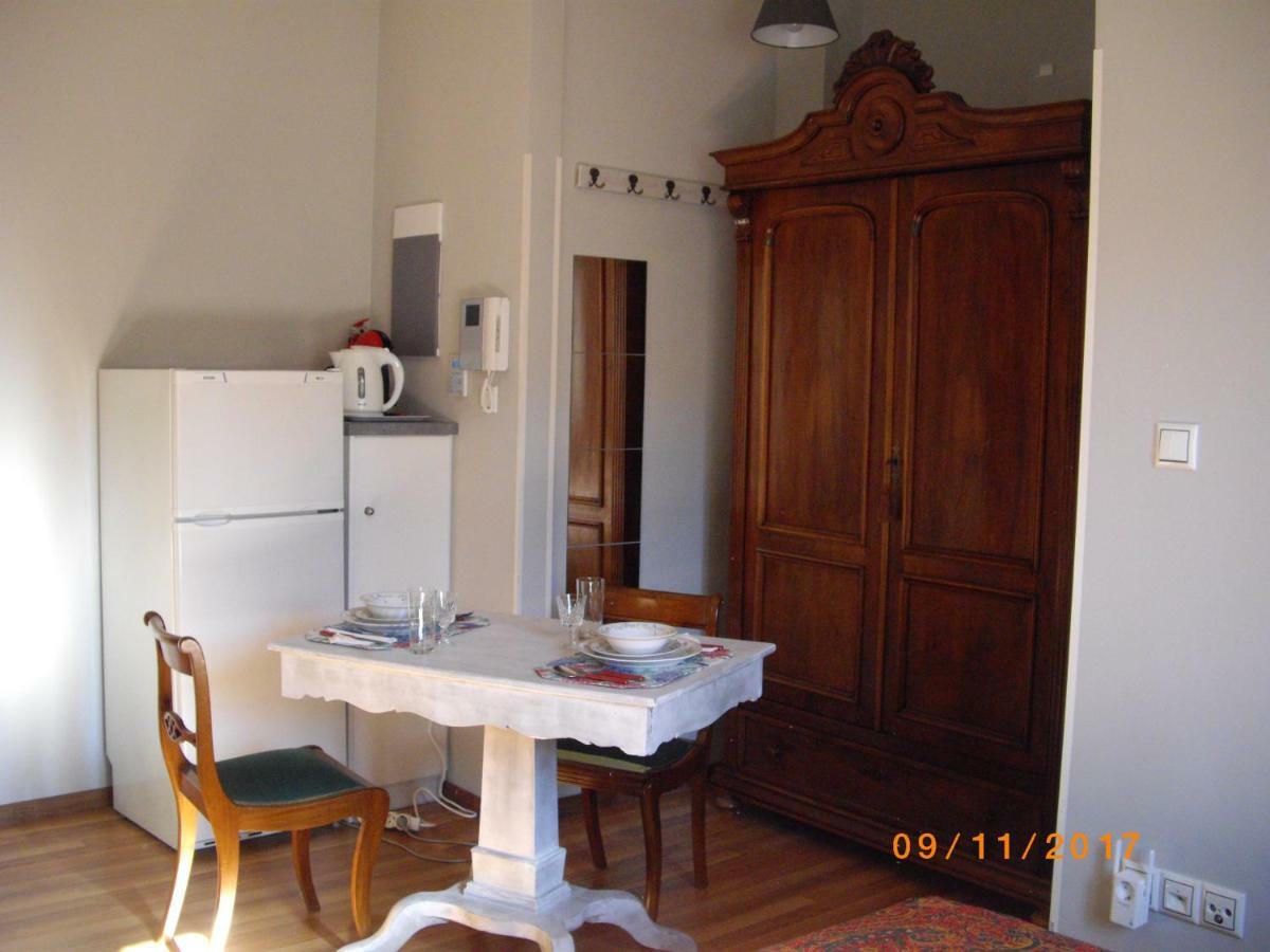 The 25Sqm Sunny, Modern And Comfortable Athén Kültér fotó