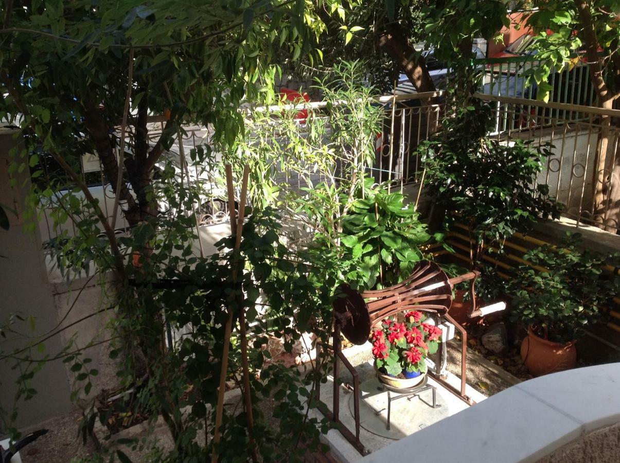 The 25Sqm Sunny, Modern And Comfortable Athén Kültér fotó